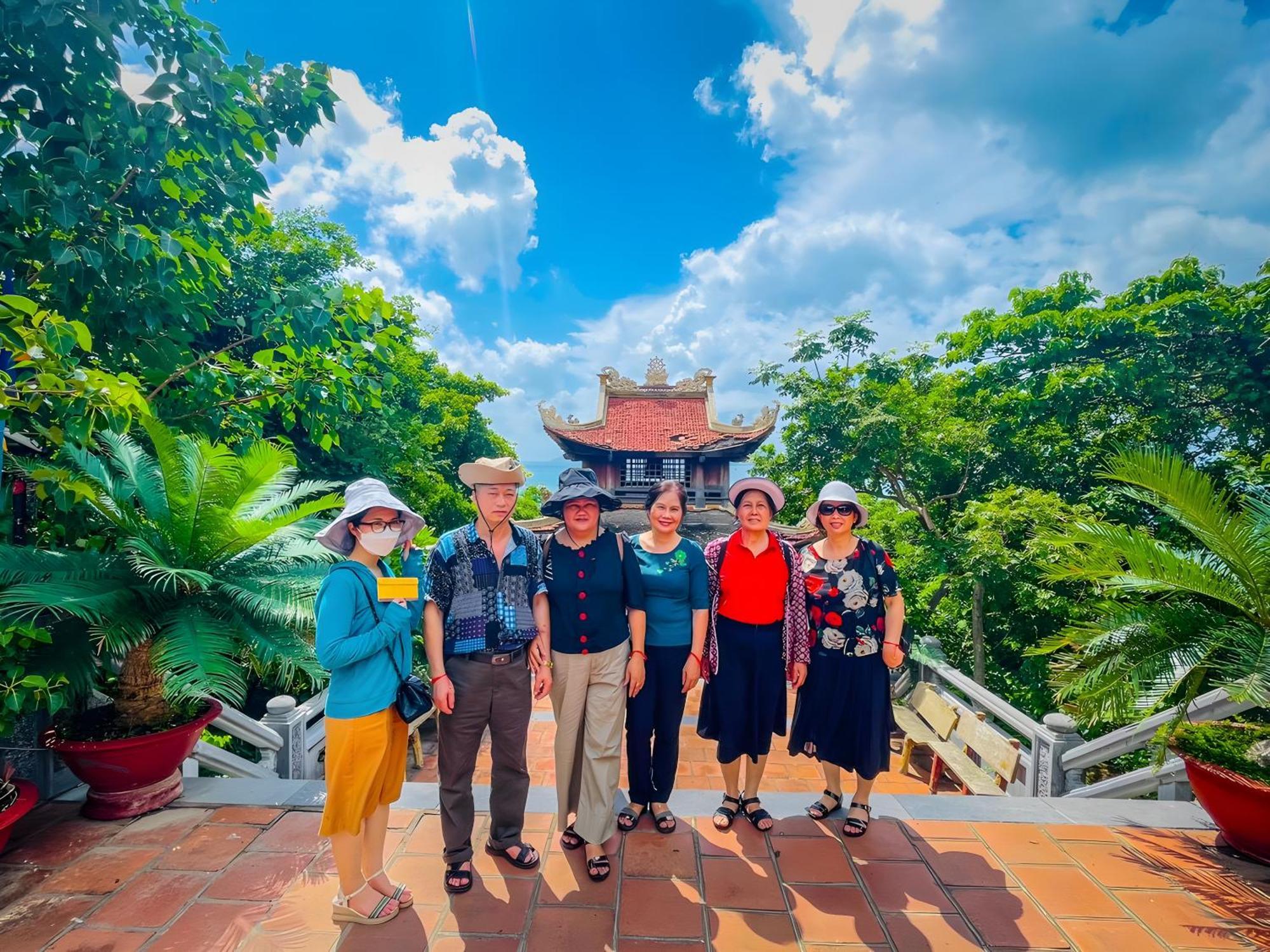 Duy Canh Homestay Chi Khu Co Ong 외부 사진